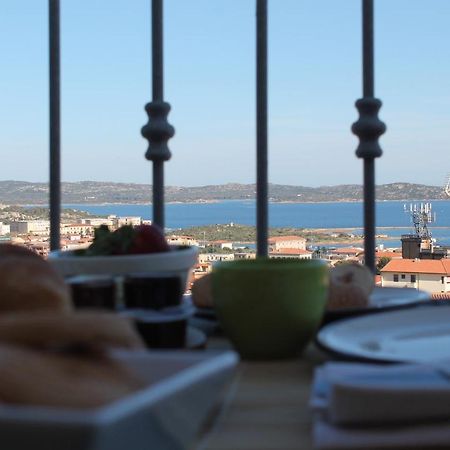 B&B U Punenti La Maddalena  Buitenkant foto