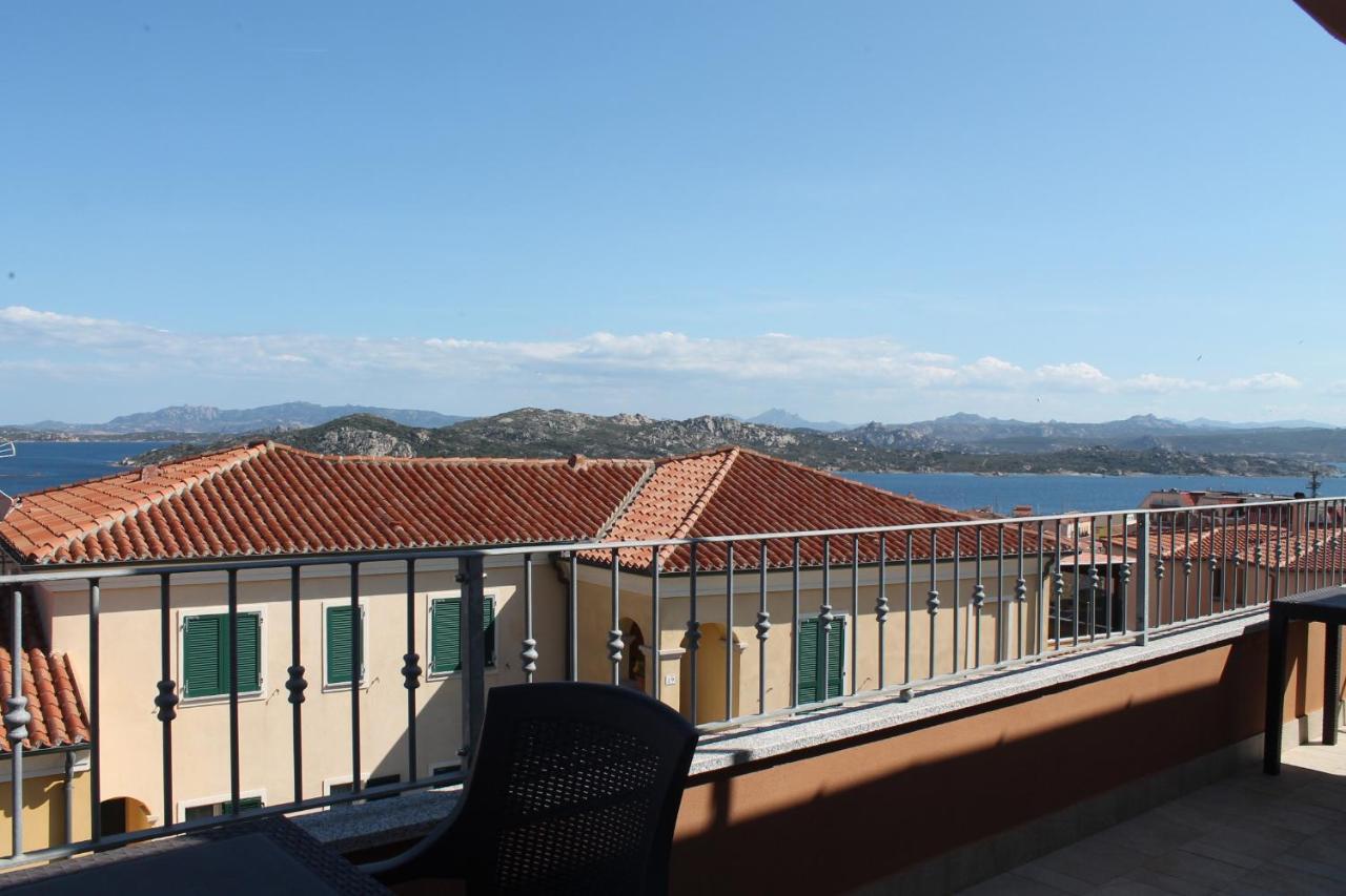 B&B U Punenti La Maddalena  Buitenkant foto