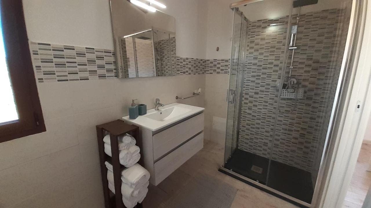 B&B U Punenti La Maddalena  Buitenkant foto