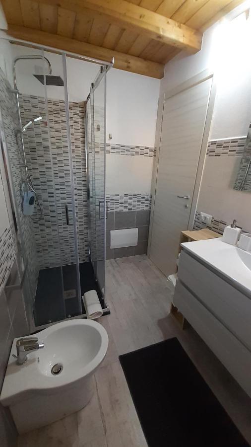 B&B U Punenti La Maddalena  Buitenkant foto