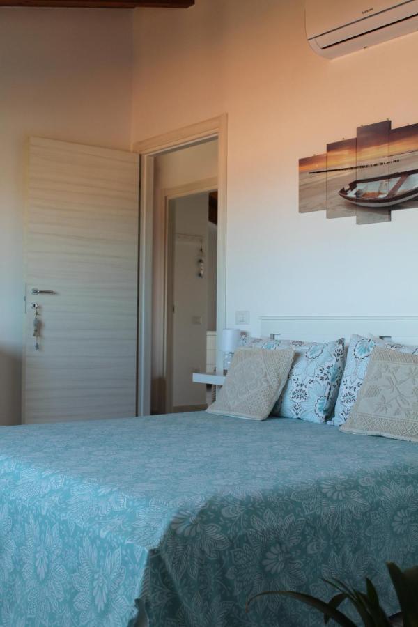 B&B U Punenti La Maddalena  Buitenkant foto
