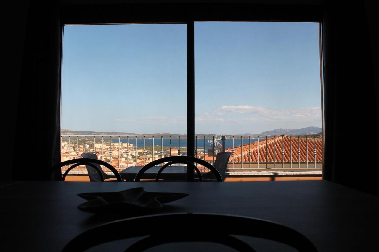 B&B U Punenti La Maddalena  Buitenkant foto